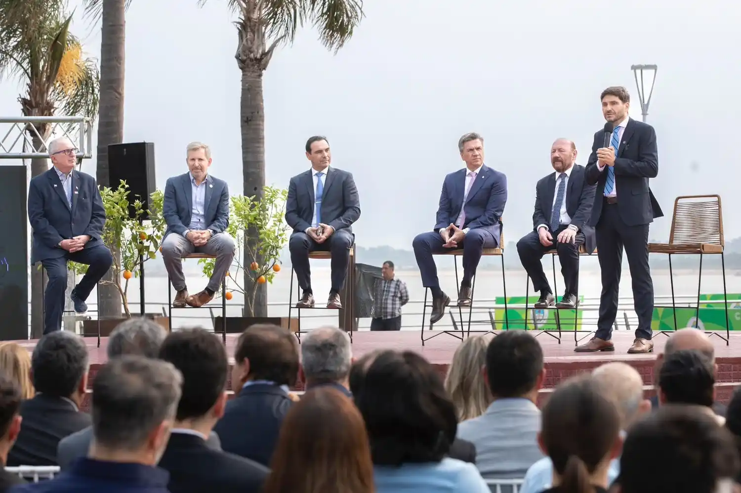 Los seis gobernadores firmaron un acuerdo de hermanamiento. Foto: GSF