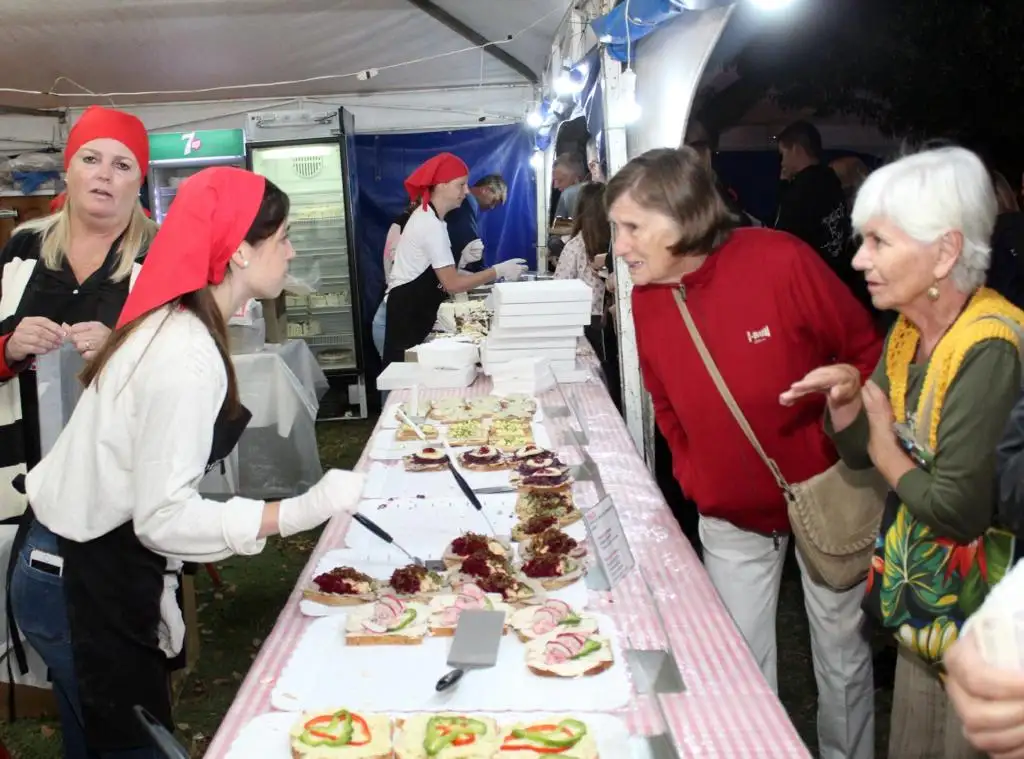 Sector gastronómico en la feria de las colectividades