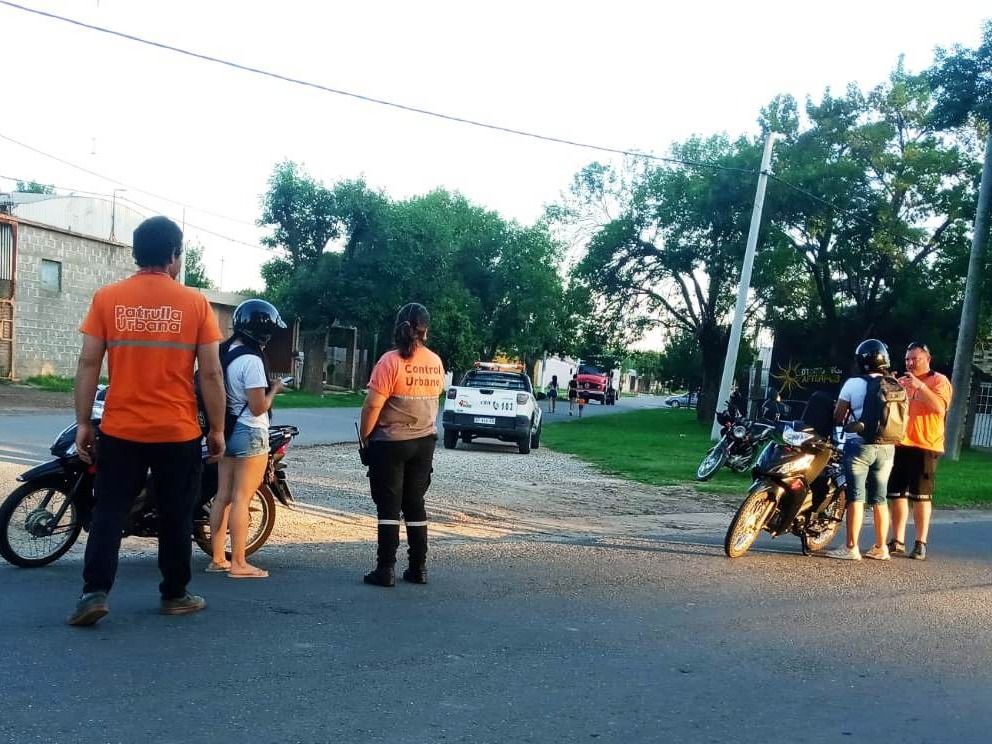 Intensos operativos de tránsito en la ciudad de Firmat.