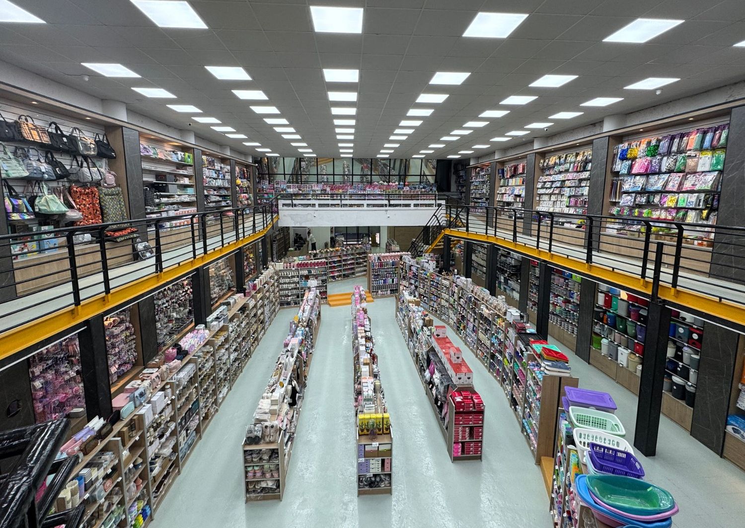 La gran inauguración de VVZ, bazar y regalos será este viernes a partir de las 9.00.
