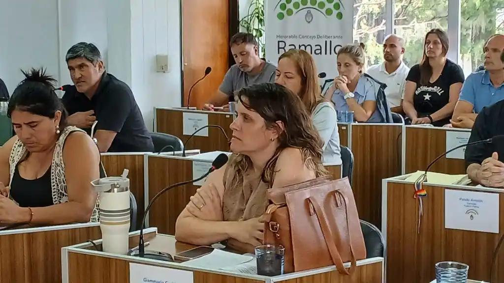 La edil Cecilia Giammaria encabeza el reclamo.