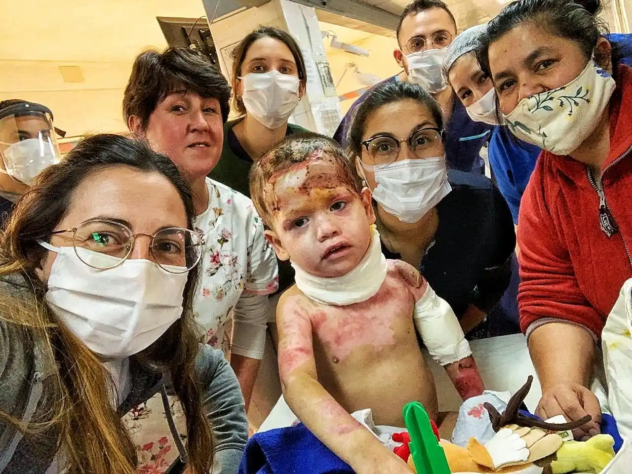 Un chiquito entrerriano de 2 años superó un grave accidente doméstico y un acv