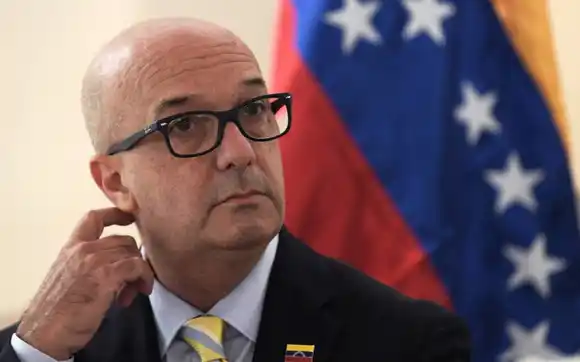 Simonovis ALERTA sobre estructuras «criminales» que sostienen a Maduro en el poder