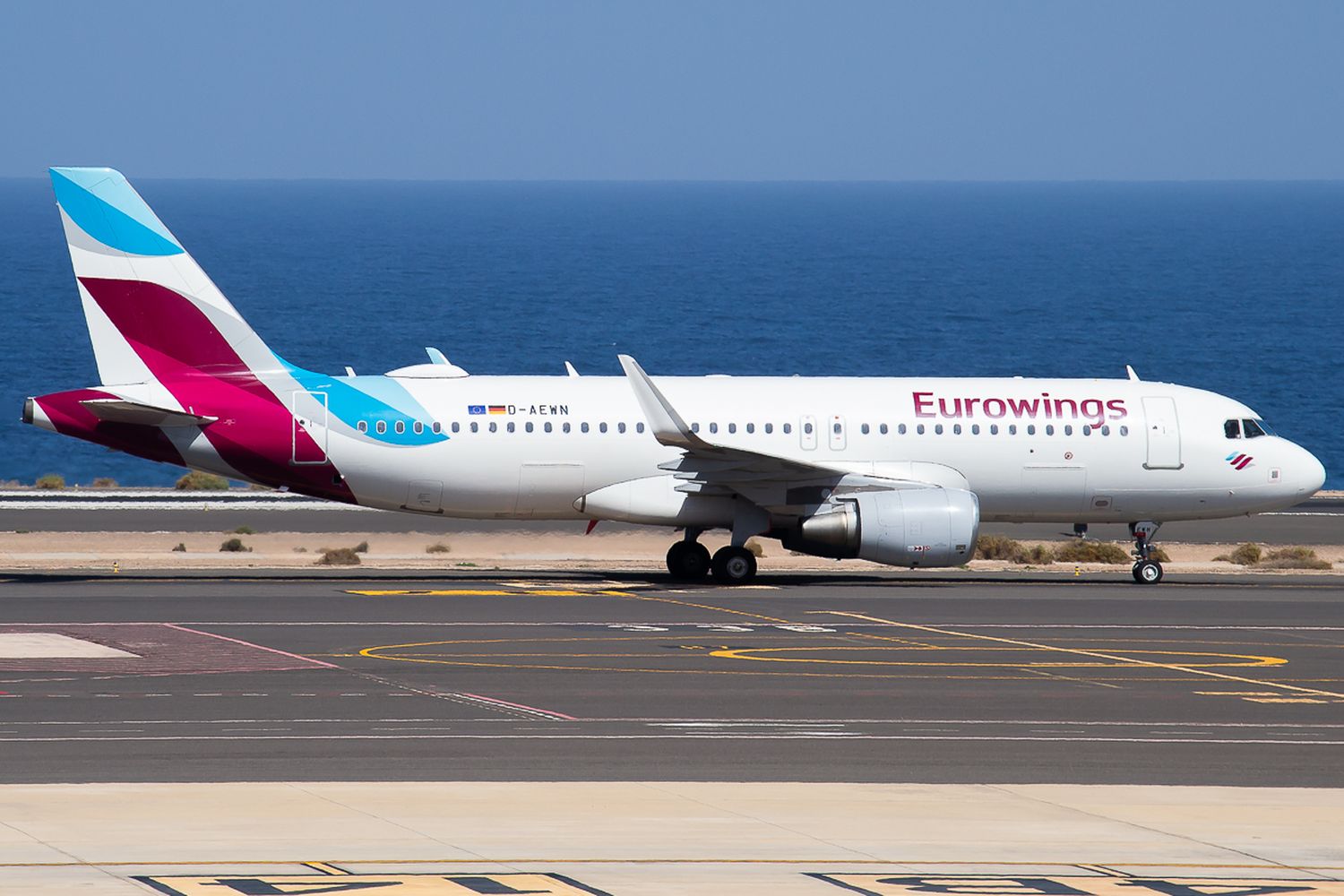 Pilotos de Eurowings van a huelga por tres días