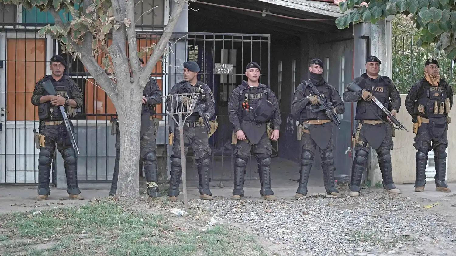 Personal. Del Grupo de Apoyo Departamental en el operativo realizado el 4 del actual