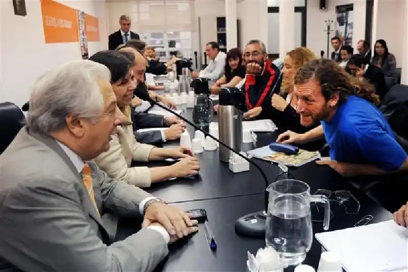 Paritarias estatales: ATE rechazó la oferta, mientras que Fegeppba y Upcn la analiza