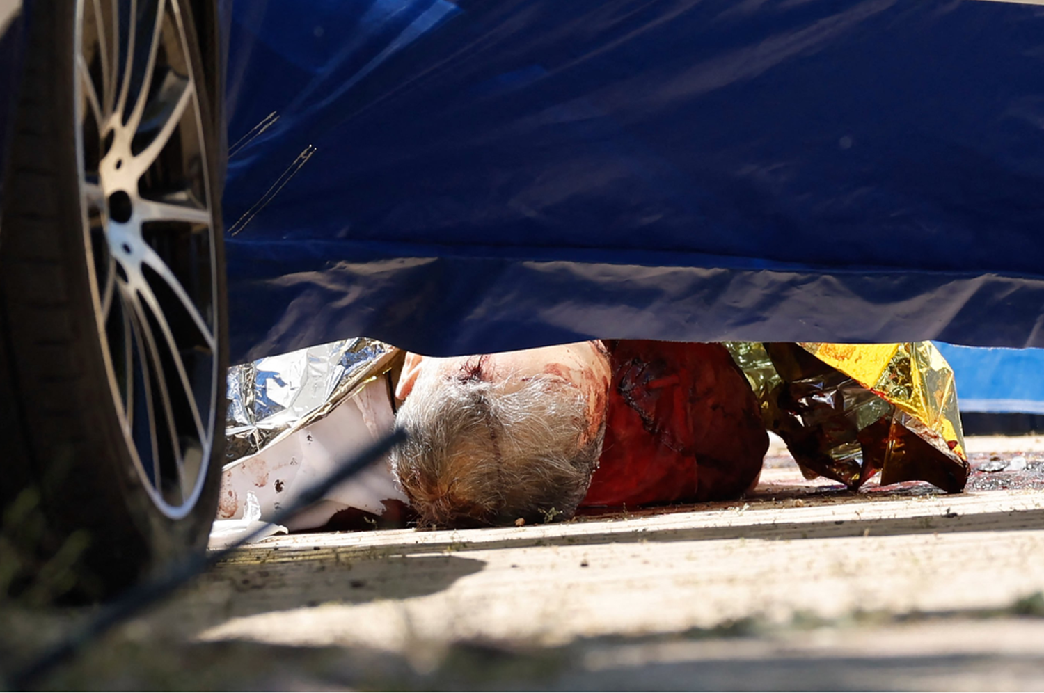 El ataque fue ejecutado por al menos un tirador.