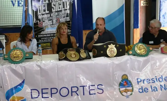 "Locomotora" Oliveras en Gualeguaychú: "El deporte saca a los chicos de la calle"