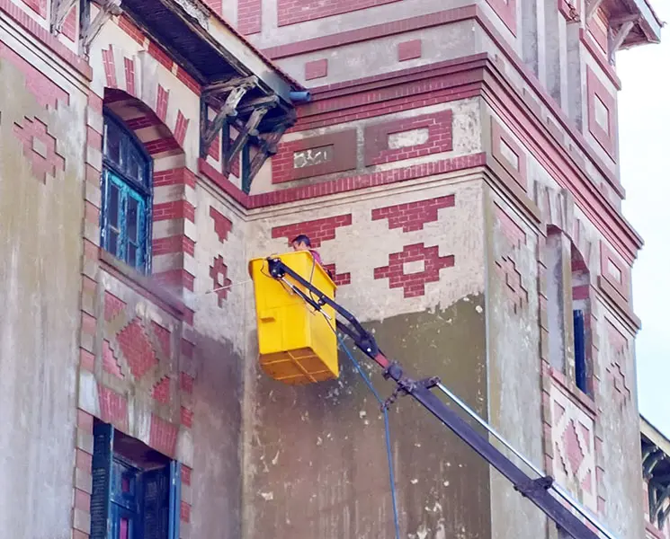 Comenzaron a hacer un hidrolavado en el Raimondi