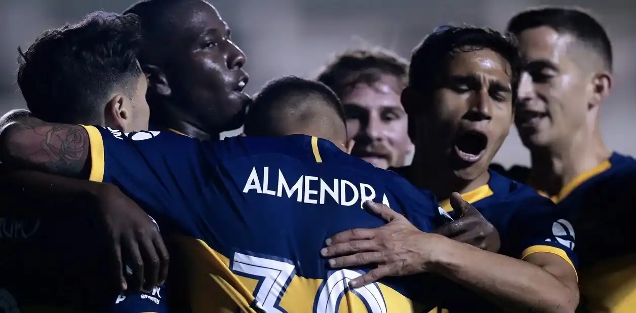 Boca ganó y continúa puntero en la Superliga