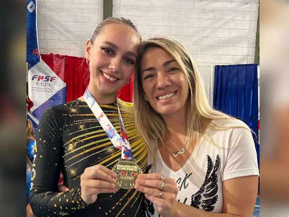 Evelyn Becerra campeona provincial "Categoría A" de patinaje artístico