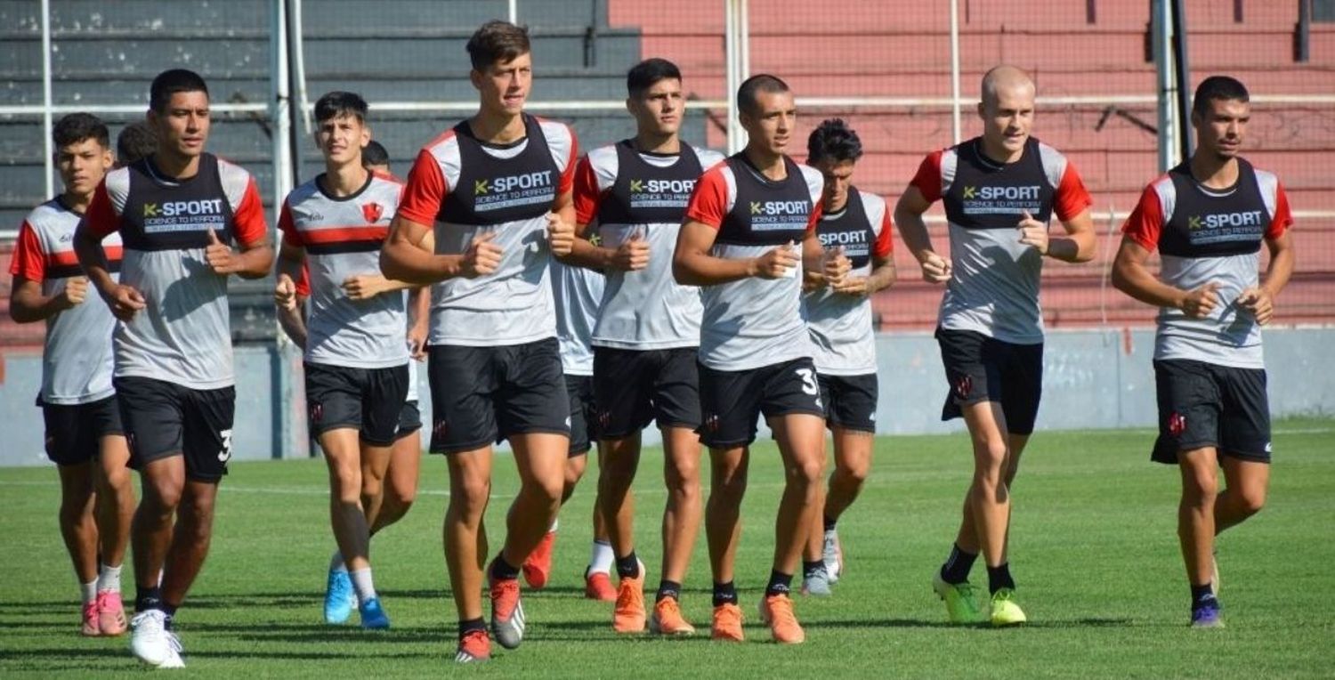 Copa de la Liga Profesional: Patronato se enfrenta a Argentinos