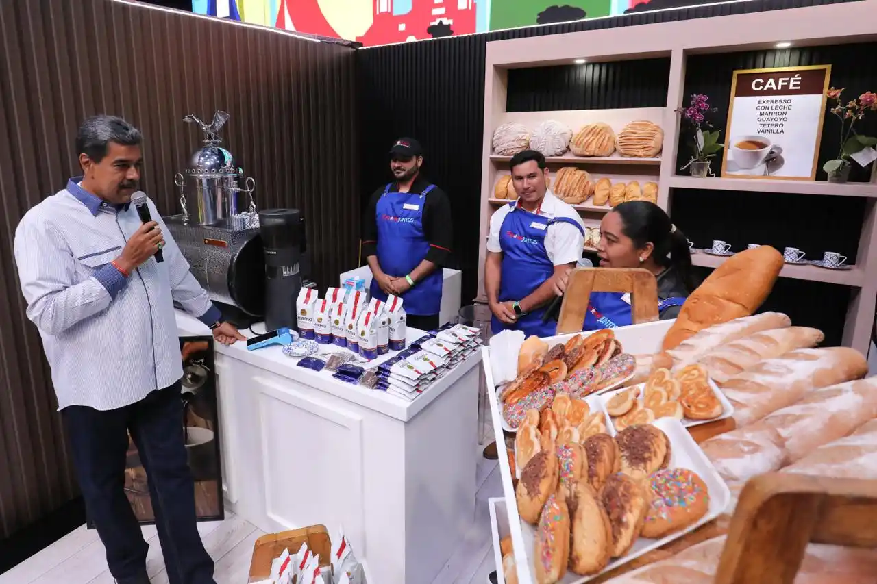 Maduro dice que «Venezuela MERECE UN PREMIO NOBEL de economía»: ofreció un MILLÓN DE FINANCIAMIENTOS para emprendedores (+VIDEOS)