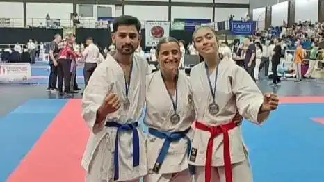 Gauna (medalla de bronce), Parson (medalla de oro) y Barría (oro). Representantes necochenses y medallistas