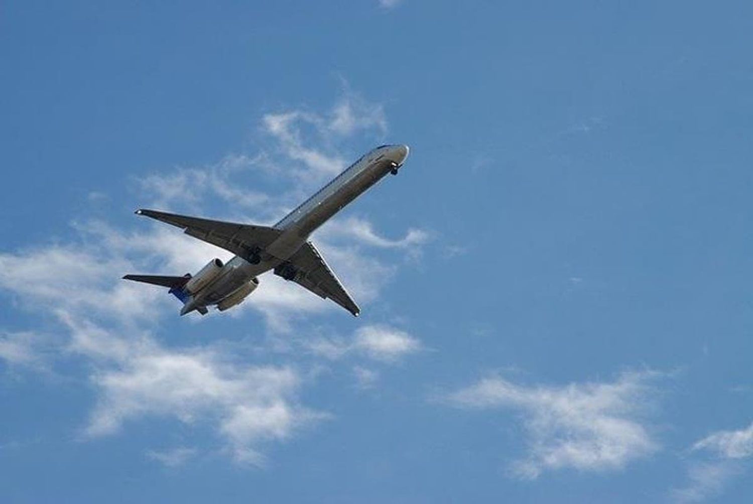 Suspenden vuelos desde Venezuela hacia República Dominicana por incumplir protocolos del COVID-19