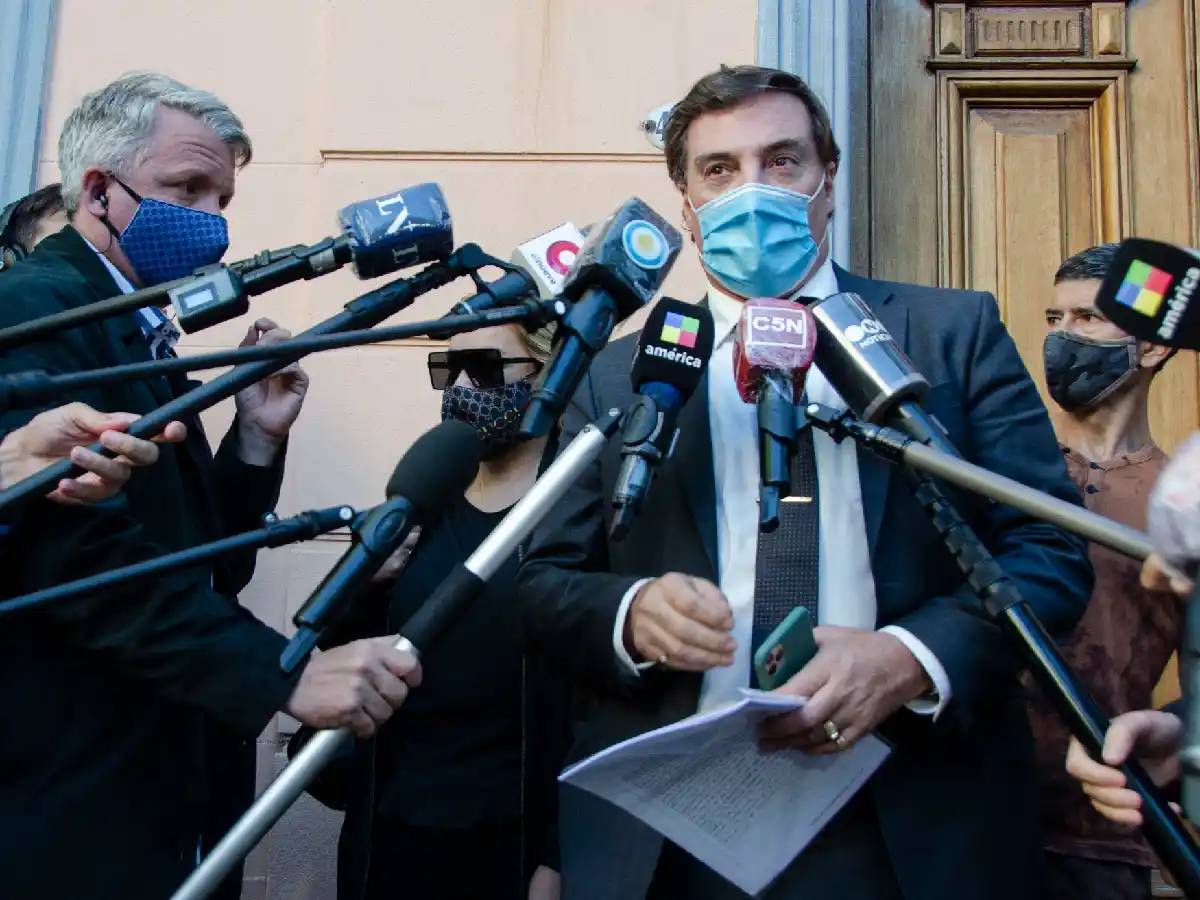 Abogado de "Dieguito" pide investigar a cada médico y el de Luque dice que está "colaborando"
