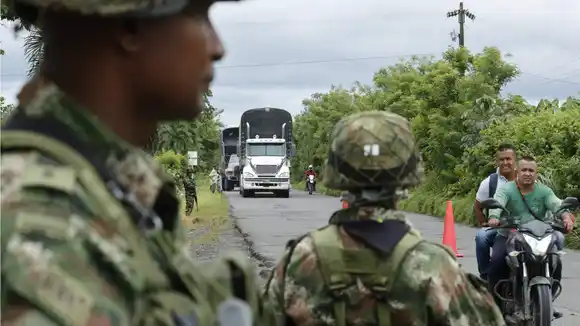 CIFRAS OFICIALES: hay 22.000 narcos y guerrilleros en Colombia