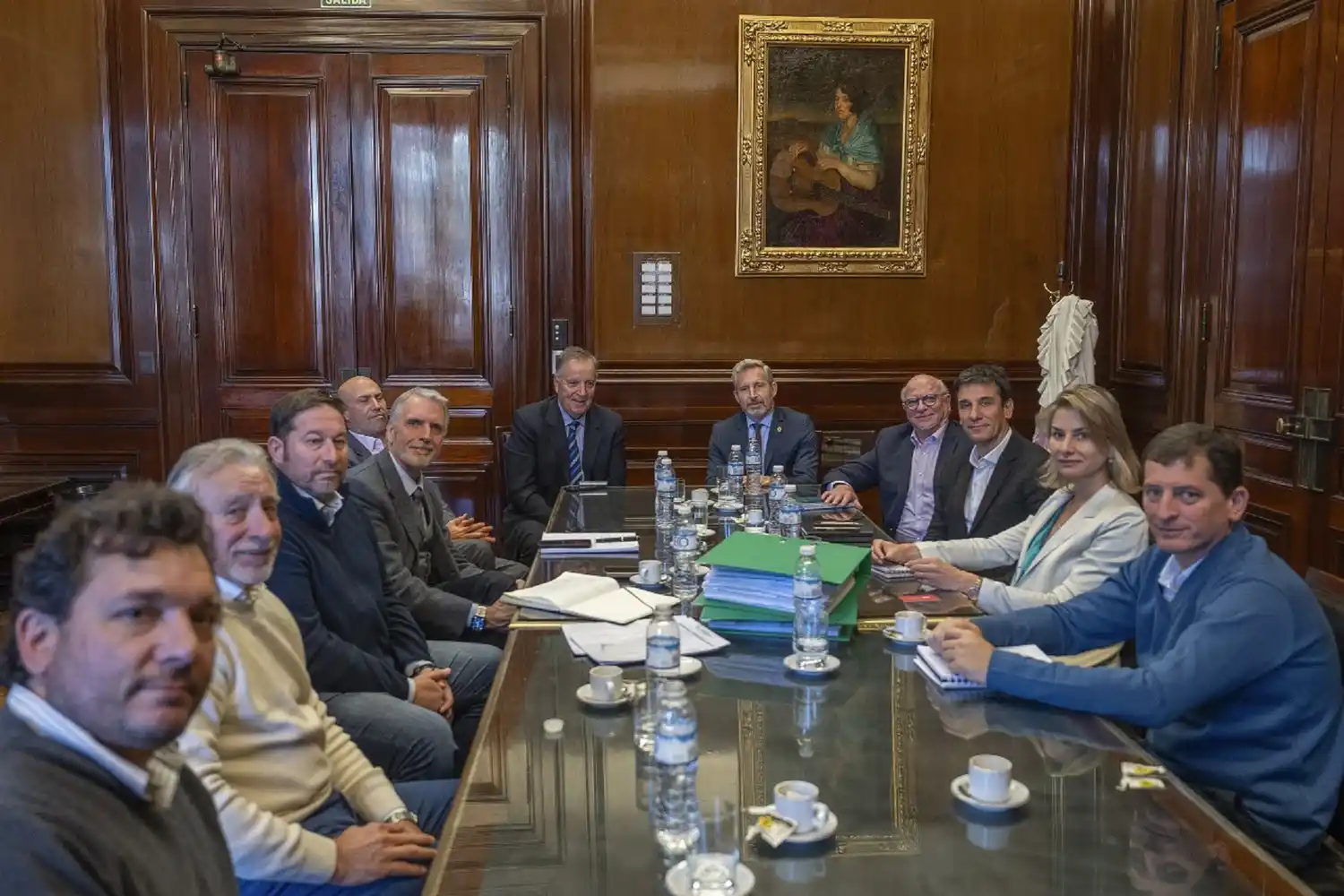 Frigerio gestionó ante el Banco Nación líneas de créditos para desarrollos inmobiliarios