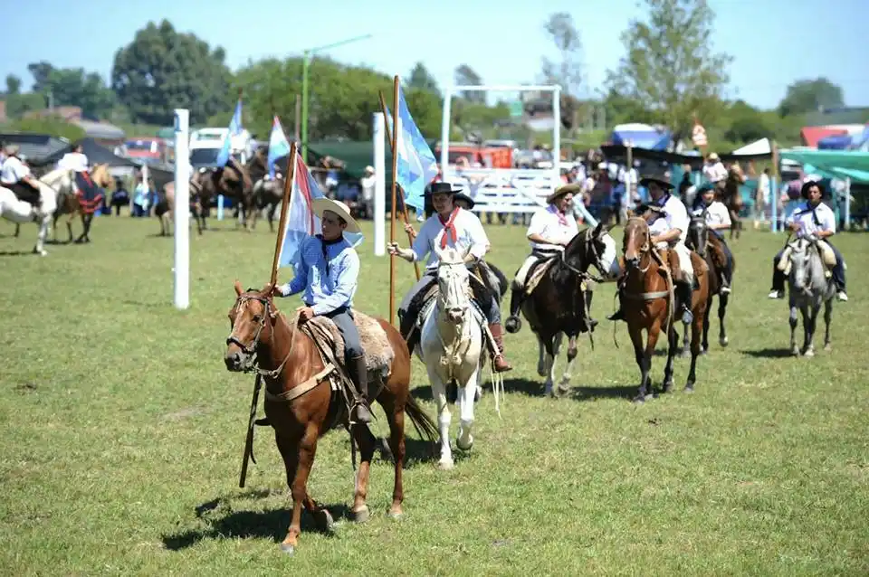 Debido al virus que afecta a los caballos, Pueblo Belgrano reprogramó la Fiesta de las Costumbres Argentinas