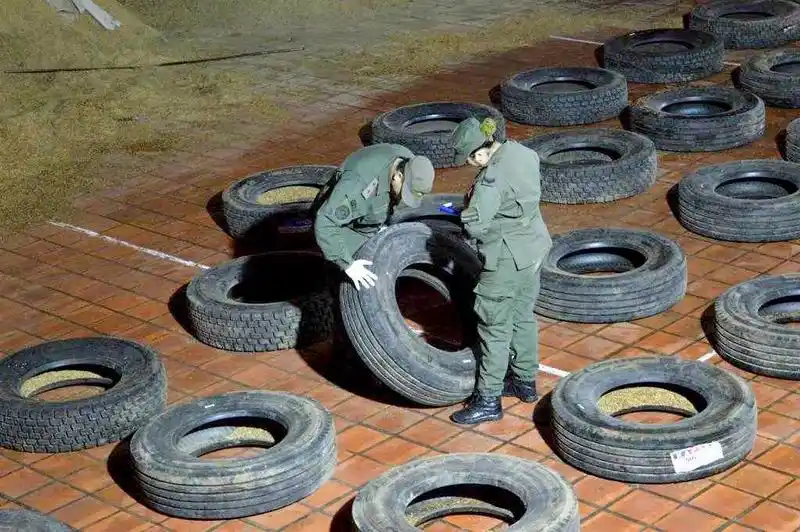 Gendarmes evitan el traslado de 35 kilos 
de cocaína hacia la República del Uruguay