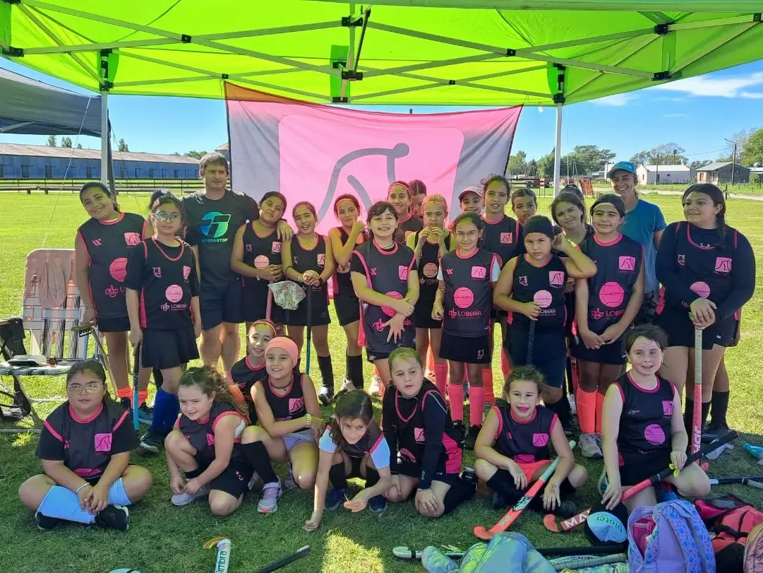 Deporte. Jornada de hockey en San Manuel