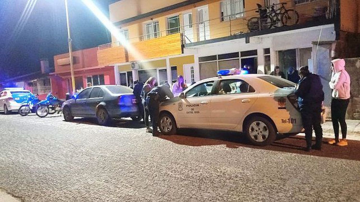 Interrumpieron dos fiestas clandestinas: más de 130 personas notificadas