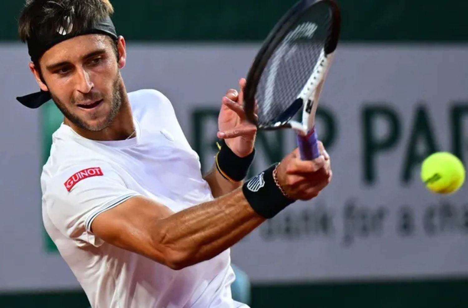 Etcheverry se despidió de Roland Garros al caer en cuartos de final ante el alemán Zverev