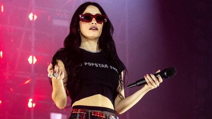 Una amenaza de bomba retrasó el show de Lali, pero no la detuvo