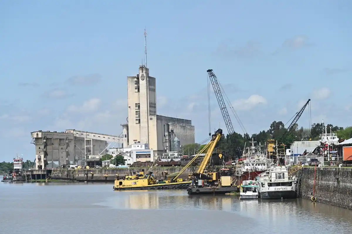 El puerto de la capital santafesina.