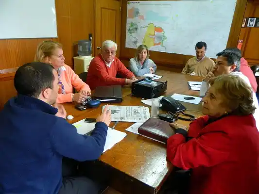 Debatieron sobre la regulación de alojamientos en casas de familia