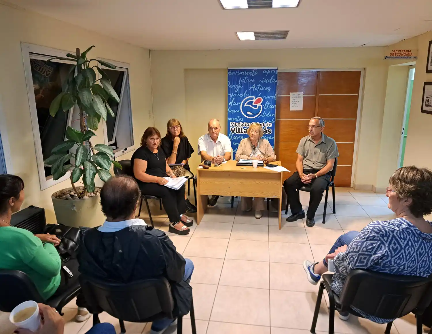 La entrega de aportes se llevó adelante en la municipalidad.