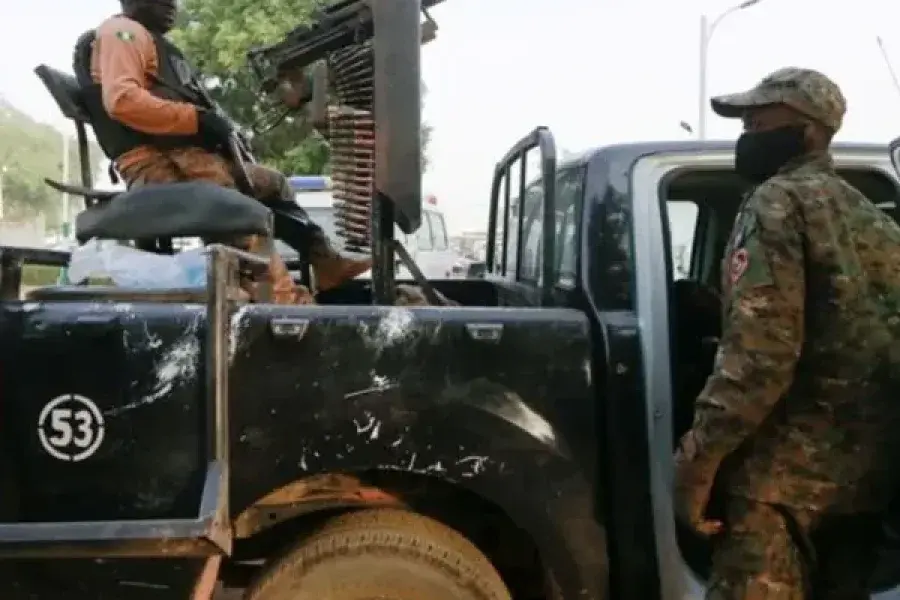 Nigeria: bandas armadas secuestraron a 80 personas
