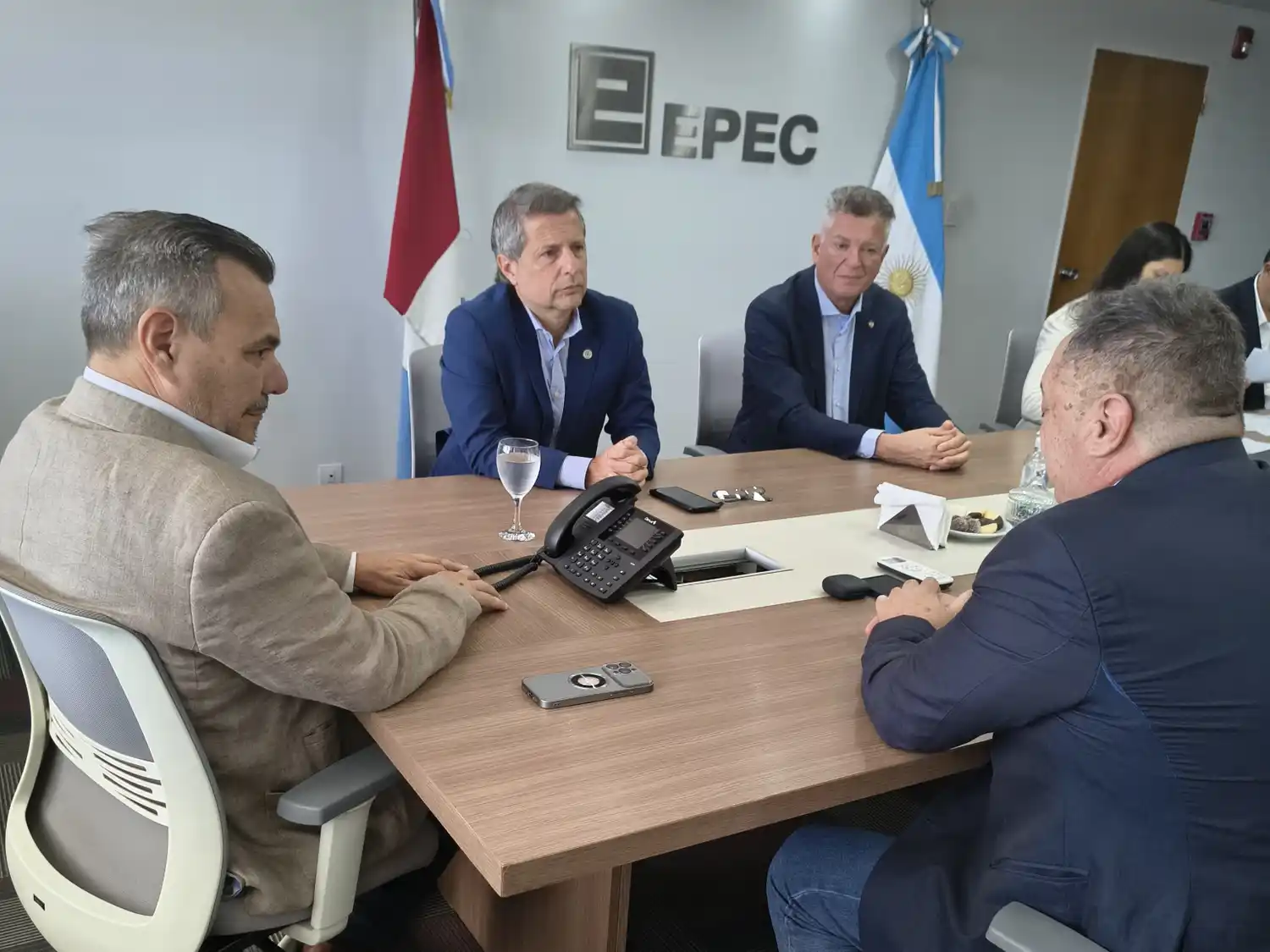 parque solar en san francisco. firma de convenio y terrenos con epec