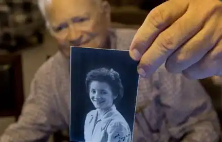 Se amaron durante la Segunda Guerra Mundial y se encontrarán 70 años después