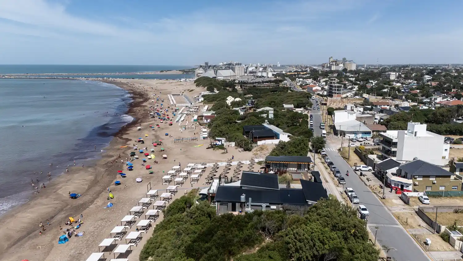 En Quequén. Se concentra la mayor parte de desarrollos que apuntan a turistas de alto poder adquisitivo