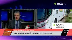 Un micro quedó varado en el acceso a El Centinela