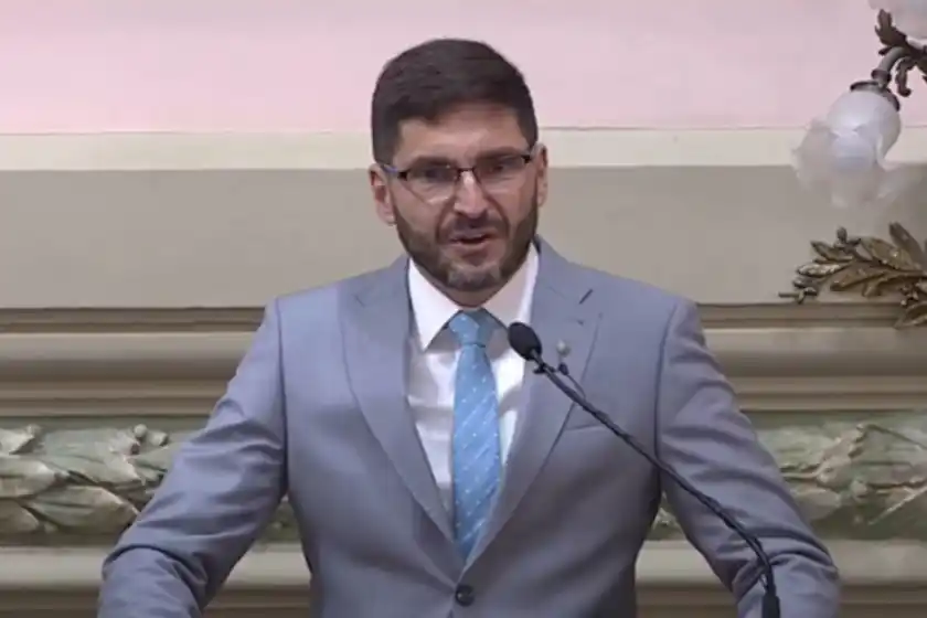 Pullaro abre el nuevo período de sesiones ordinarias en la Legislatura