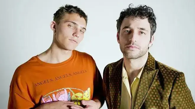 Koino Yokan. Dúo formado por Toto y Jere