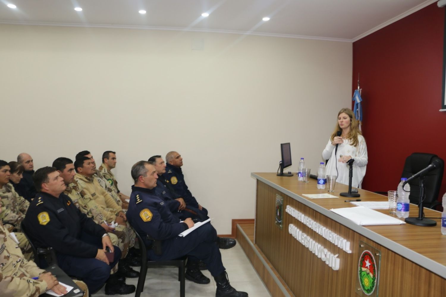 Plaguicidas: La Sociedad Rural capacitó a la Policía y a la brigada de Abigeato 