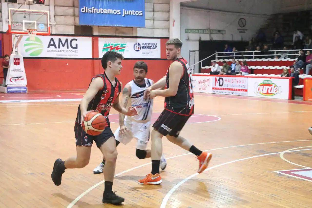 Central mostró una cara diferente y pasó por encima a Atlético Tala