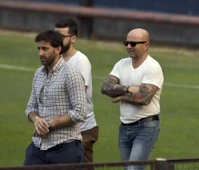 Sampaoli se reunió con Diego Milito y no descarta dirigir a Racing
