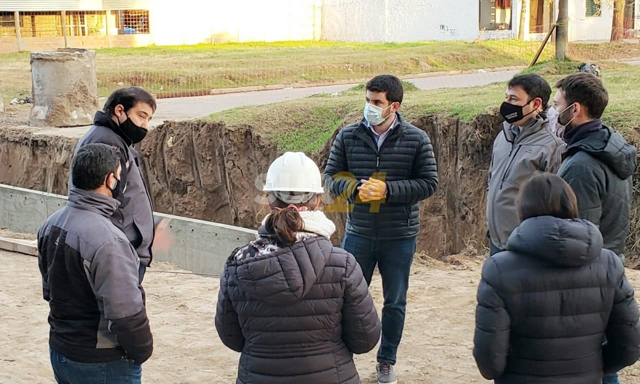 El intendente y funcionarios provinciales recorrieron obra hídrica