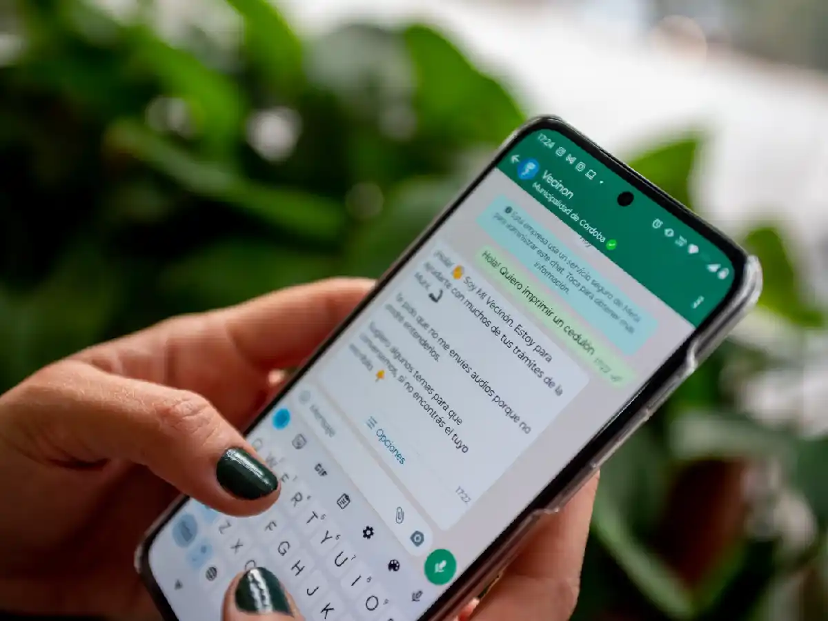 Ciudad de Córdoba: en menos de diez días, el whatsapp de la municipalidad ya atendió más de 14.500 consultas