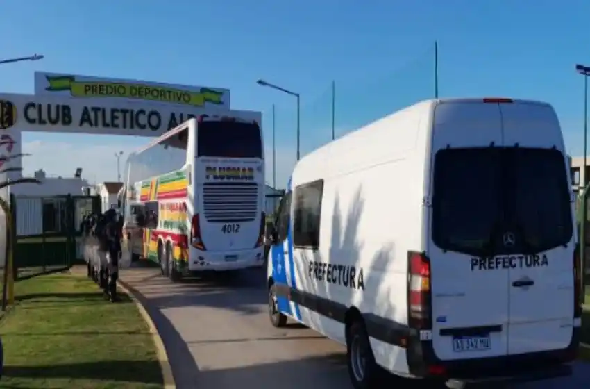 Llegó el plantel de Aldosivi a Mar del Plata: "Es una situación extrema para el deporte"