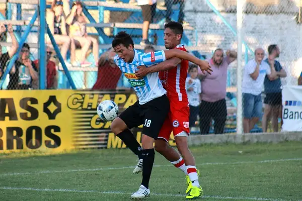 Juventud pierde 4 a 0 ante Argentinos y cae en descenso directo 