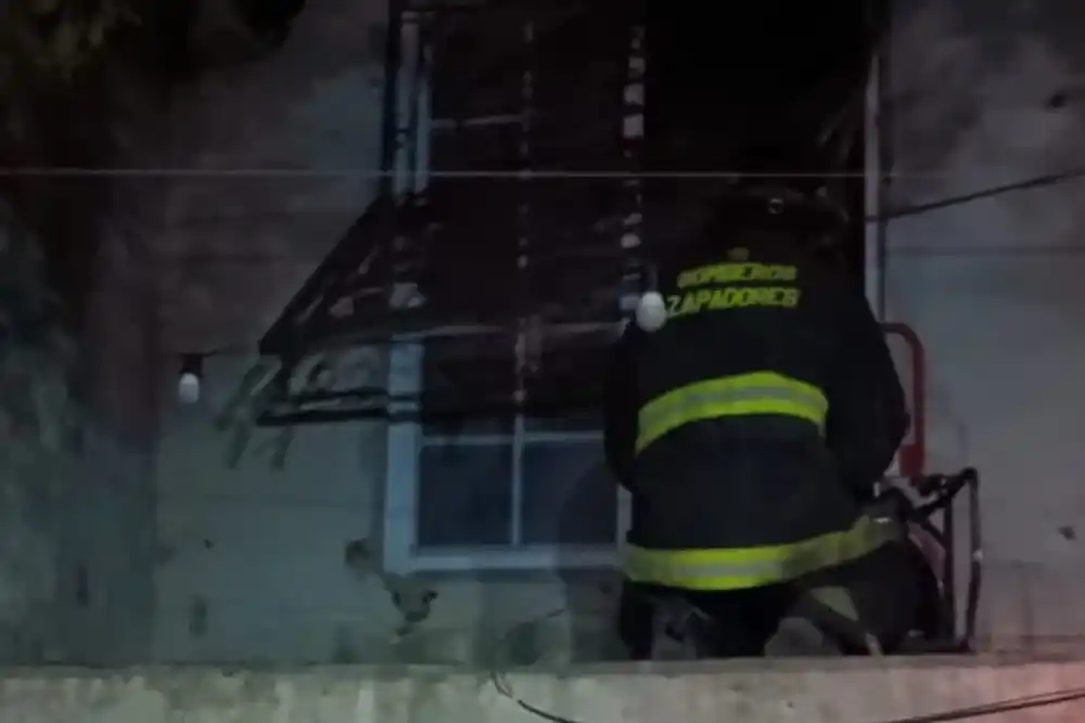 Incendio en una juguetería.