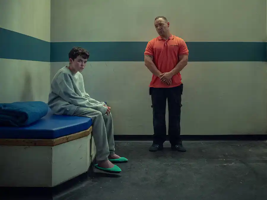 El adolescente y su superyo pixelado