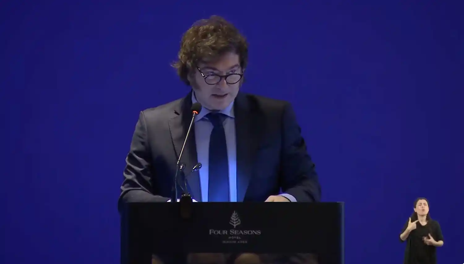 Milei defendió el veto universitario: “Vinimos a terminar con los curros”
