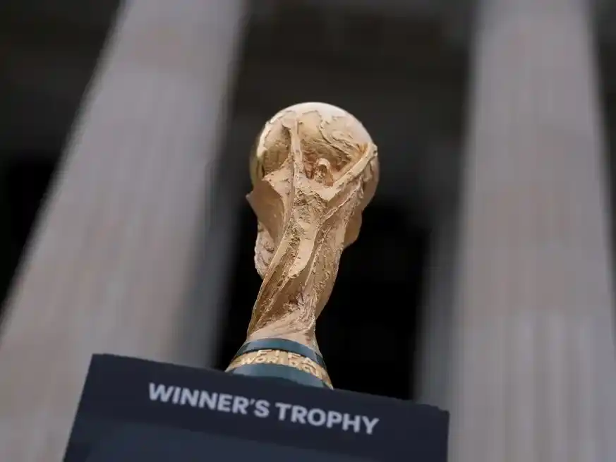 El trofeo del Mundial de fútbol espera en Estados Unidos. Crédito: FIFA