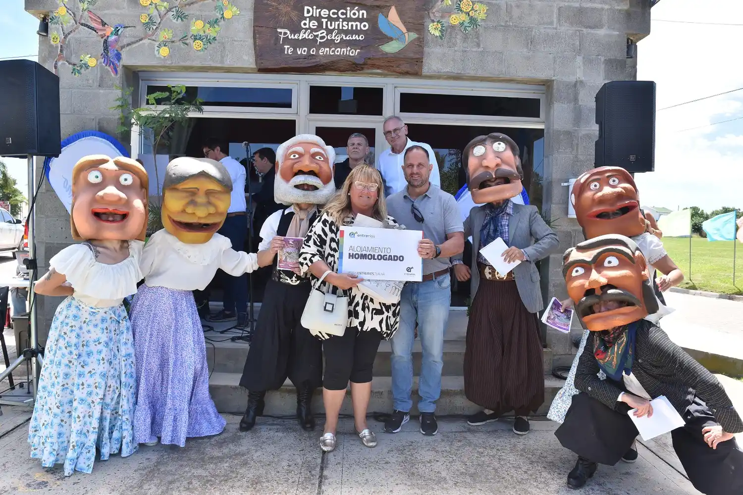 Pueblo Belgrano lanzó la temporada y entregó certificados a alojamientos turísticos homologados